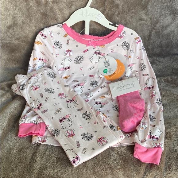 Milkberry Ghost Girl Pajama Set - Picture 1 of 3